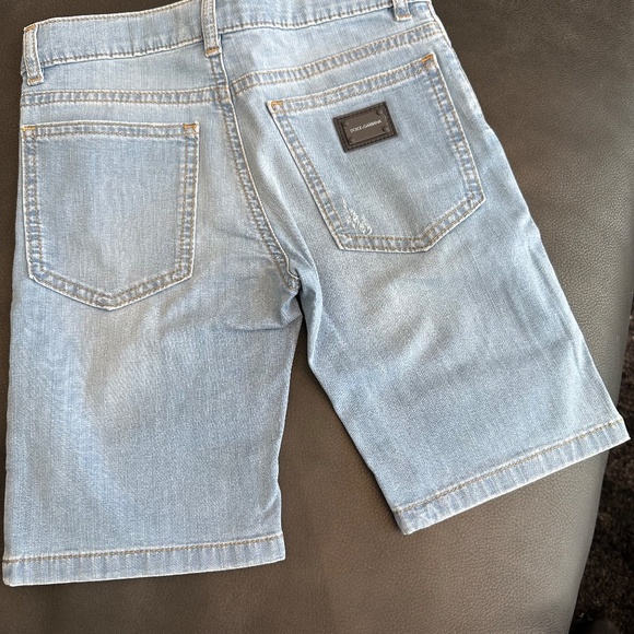 AUTHENTIC DOLCE GABANE JEAN SHORT - Picture 2 of 4